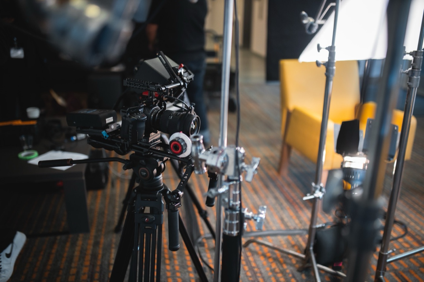 Interview set — boom and bounce